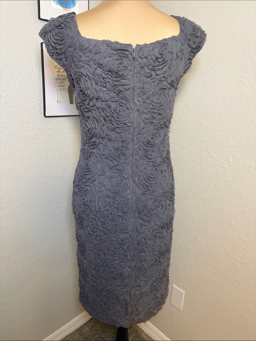 Adrianna Papell grey rosette midi sheath dress capped sleeves size 4 - Picture 6 of 9